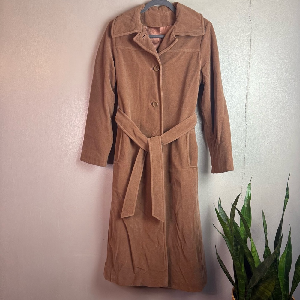 Betty Rose Vintage Woman’s 1960’s Tan Belted Trench Coat Sz Xl